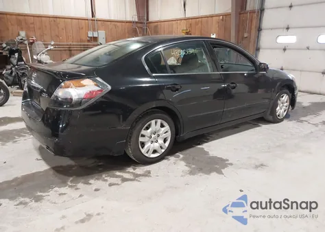 2010 Nissan Altima 2.5 S z USA, uszkodzony, nr VIN 1N4AL2AP7AN404281